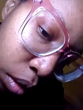 Snapshot of madamsensuale chatting on 01.23.25 madamsensuale online show from 01.23.25