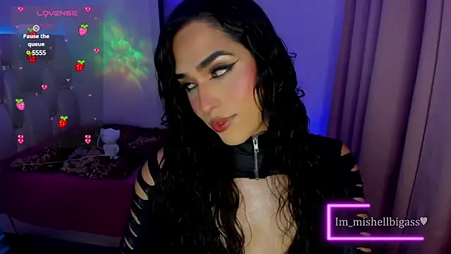 Snapshot of im_mishellbigass chatting on 12.16.24 im mishellbigass online show from 12.16.24