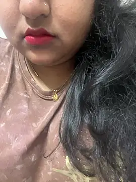 Snapshot of smile_pretty chatting on 01.19.25 smile pretty online show from 01.19.25