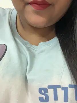 Snapshot of smile_pretty chatting on 10.03.25 smile pretty online show from 10.03.25