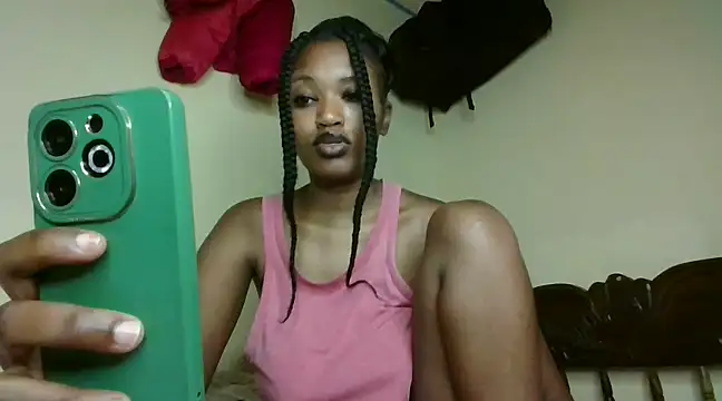 Snapshot of cutenipples chatting on 03.04.25 cutenipples online show from 03.04.25