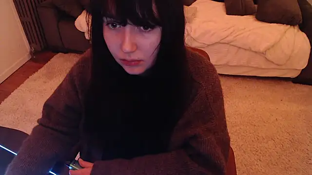 Snapshot of Lynylou chatting on 02.20.25 Lynylou online show from 02.20.25