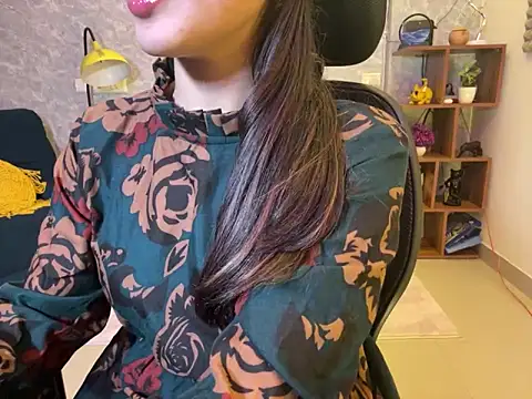 Snapshot of MidnightFlame chatting on 02.02.25 MidnightFlame online show from 02.02.25