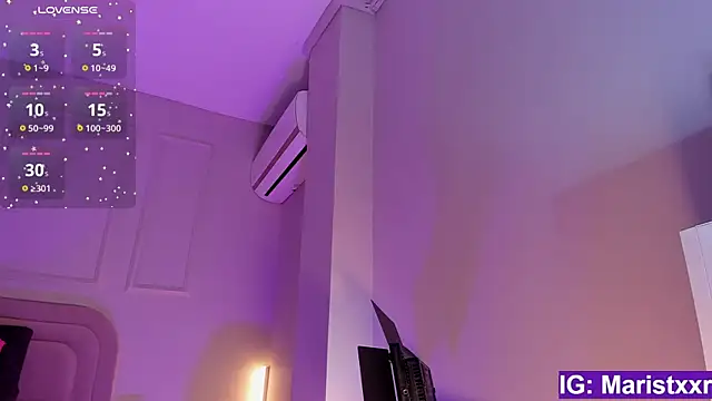 Maristxxr online show from 10.10.25