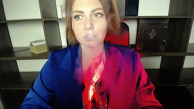 Lizzy Love online show from 02.15.25