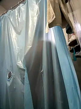 Snapshot of rich0431 chatting on 11.13.25 rich0431 online show from 11.13.25