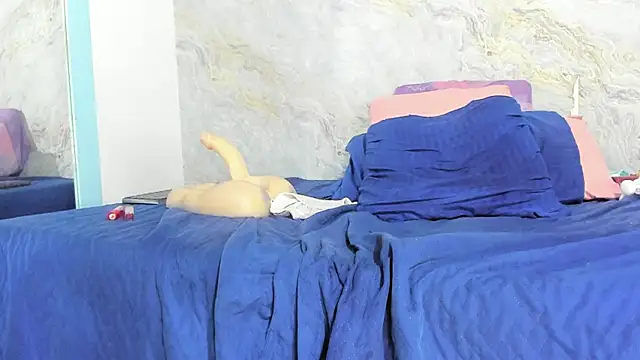 Snapshot of hari_lissaw chatting on 02.01.25 hari lissaw online show from 02.01.25