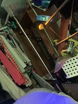 gurlnips online show from 11.24.25