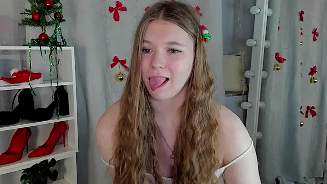 Rebecca Kelly online show from 12.18.24