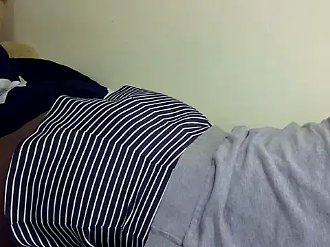 Snapshot of Sexxy_slim_honey chatting on 11.11.25 Sexxy slim honey online show from 11.11.25