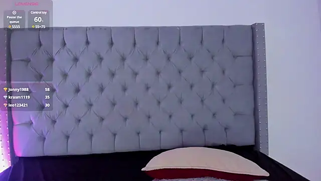 Snapshot of ShanellBlack chatting on 12.18.24 ShanellBlack online show from 12.18.24
