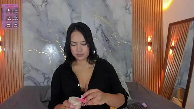 Snapshot of ShanellBlack chatting on 03.05.25 ShanellBlack online show from 03.05.25