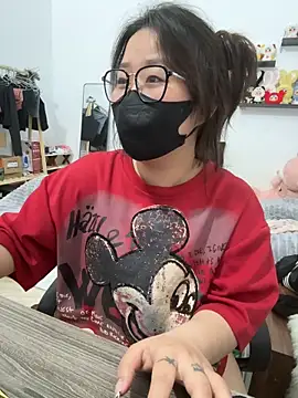 Snapshot of Jenni_nana chatting on 03.19.25 Jenni nana online show from 03.19.25