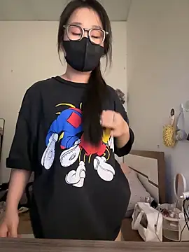 Snapshot of Jenni_nana chatting on 10.15.25 Jenni nana online show from 10.15.25