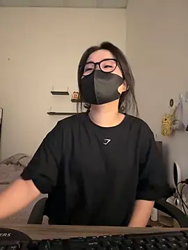 Snapshot of Jenni_nana chatting on 10.18.25 Jenni nana online show from 10.18.25