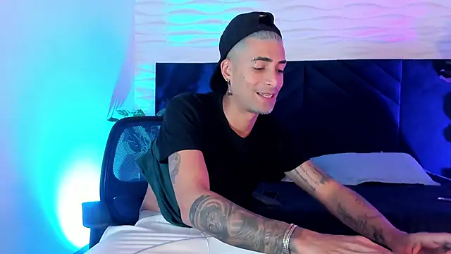 DrakeNeumann online show from 11.10.25