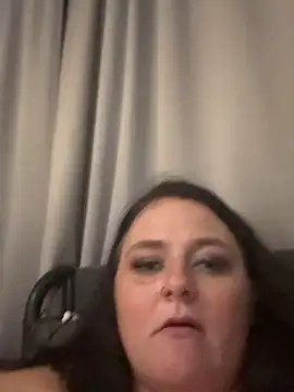 Snapshot of nicolelux33 chatting on 09.20.25 nicolelux33 online show from 09.20.25