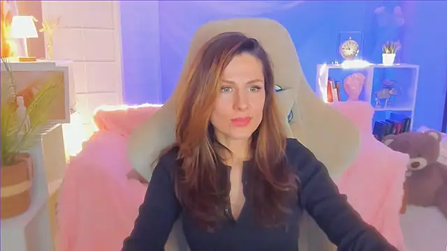 Snapshot of April_o_Nill chatting on 02.24.25 April o Nill online show from 02.24.25