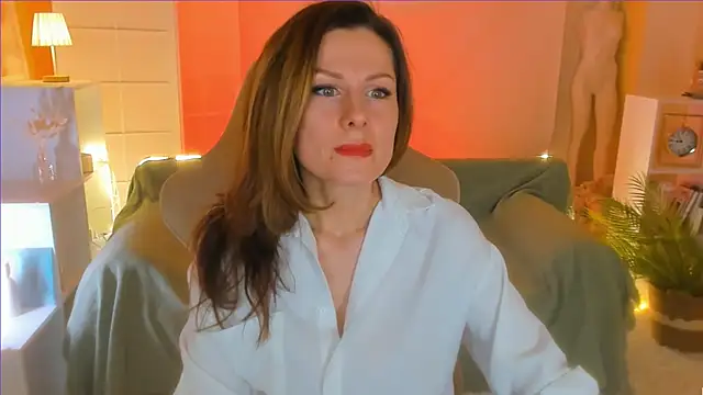 Snapshot of April_o_Nill chatting on 03.04.25 April o Nill online show from 03.04.25