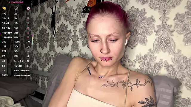 MarthaGees online show from 11.24.25