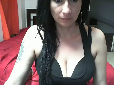 Snapshot of Jennys_room_77 chatting on 10.02.25 Jennys room 77 online show from 10.02.25