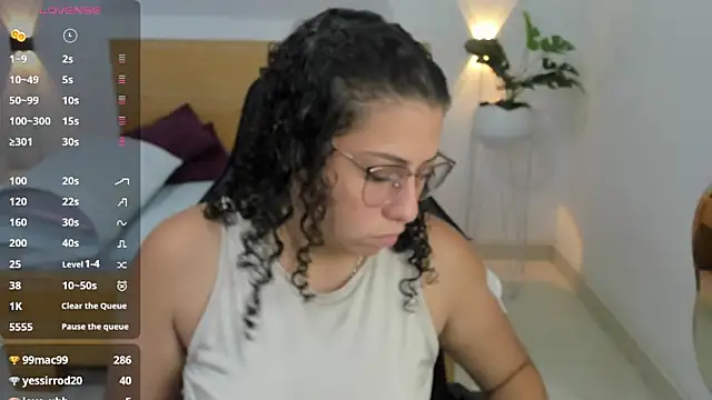 aixa 15 online show from 12.17.24