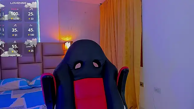 Snapshot of Nathan_Bluee chatting on 01.22.25 Nathan Bluee online show from 01.22.25