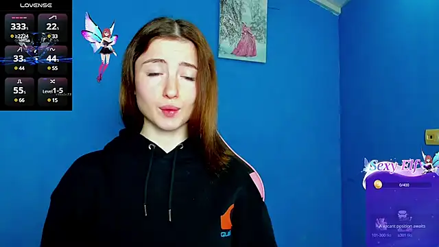 Snapshot of Luxuryalma chatting on 02.17.25 Luxuryalma online show from 02.17.25