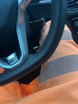 Snapshot of Bick_dick1997 chatting on 09.23.25 Bick dick1997 online show from 09.23.25