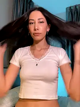 Snapshot of Sophiehii chatting on 10.10.25 Sophiehii online show from 10.10.25