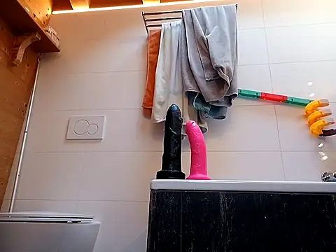 Snapshot of Fabian12999 chatting on 02.06.25 Fabian12999 online show from 02.06.25