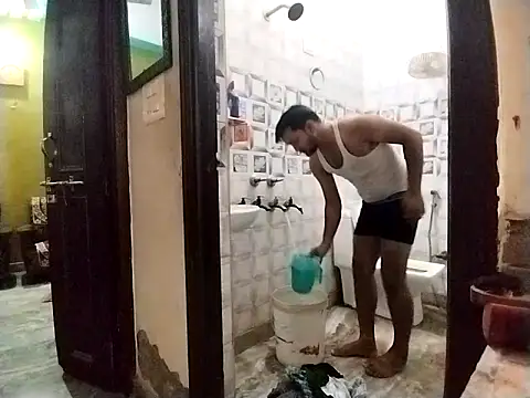 Snapshot of bigvorn6 chatting on 11.16.25 bigvorn6 online show from 11.16.25