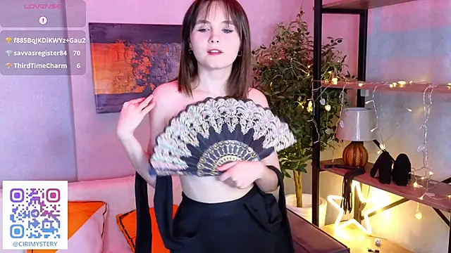 CiriRianonn online show from 03.10.25