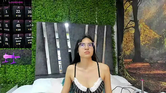 Snapshot of Cameron_cutee chatting on 02.09.25 Cameron cutee online show from 02.09.25