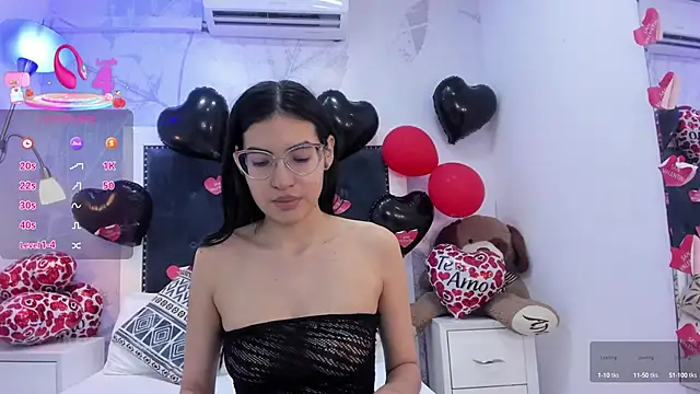 Snapshot of Cameron_cutee chatting on 02.18.25 Cameron cutee online show from 02.18.25
