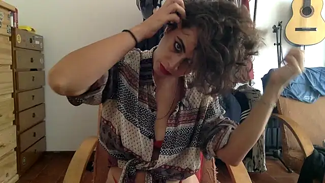 Snapshot of kidagasha chatting on 12.16.24 kidagasha online show from 12.16.24