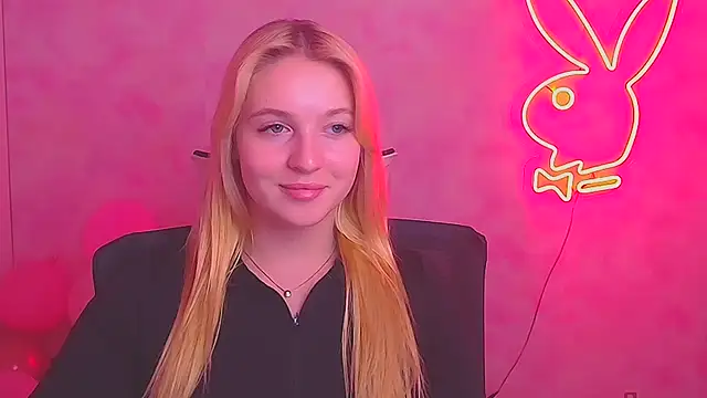 Milka kiss  online show from 02.20.25