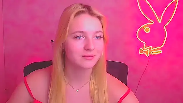 Milka kiss  online show from 02.28.25