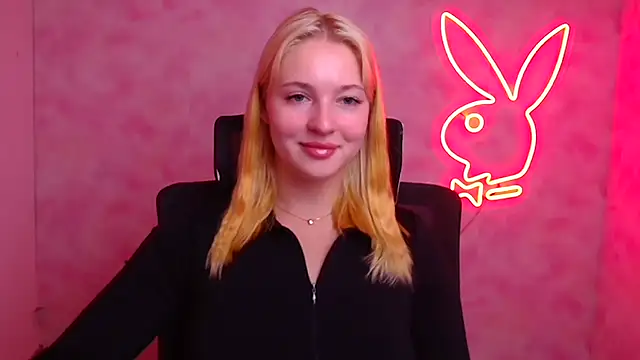 Milka kiss  online show from 09.25.25