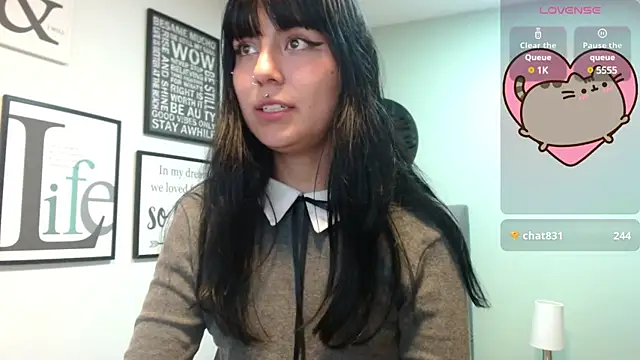Snapshot of amy_adams1 chatting on 01.08.25 amy adams1 online show from 01.08.25