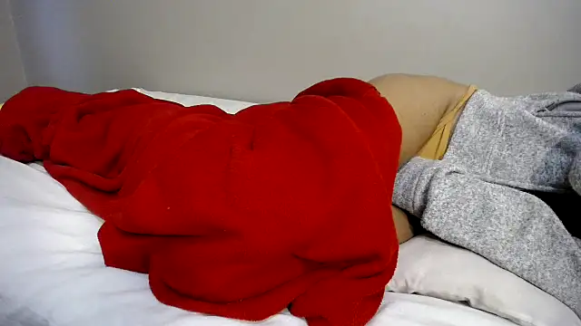 Carameldip online show from 03.16.25