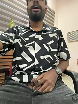 Snapshot of hardfukr0088 chatting on 02.18.25 hardfukr0088 online show from 02.18.25