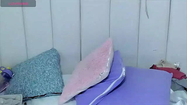 brithany rousee online show from 03.04.25