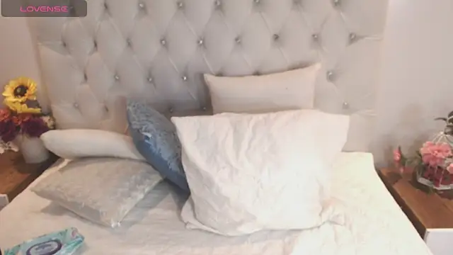 brithany rousee online show from 10.14.25