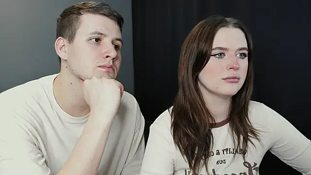 Snapshot of Pinku_kitsune chatting on 03.10.25 Pinku kitsune online show from 03.10.25