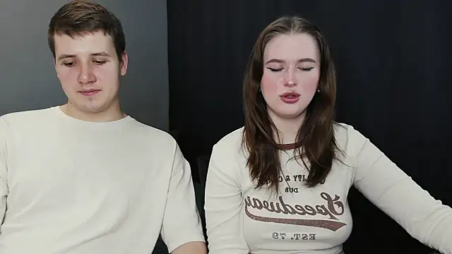 Snapshot of Pinku_kitsune chatting on 03.12.25 Pinku kitsune online show from 03.12.25