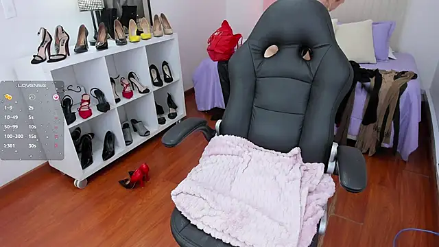 Victoria collins 1 online show from 01.29.25