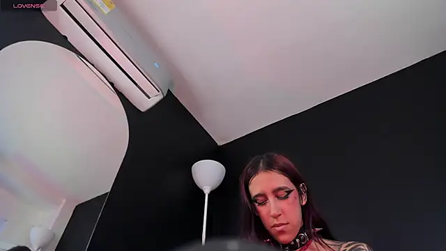 ALICEPOIXXXON online show from 01.22.25