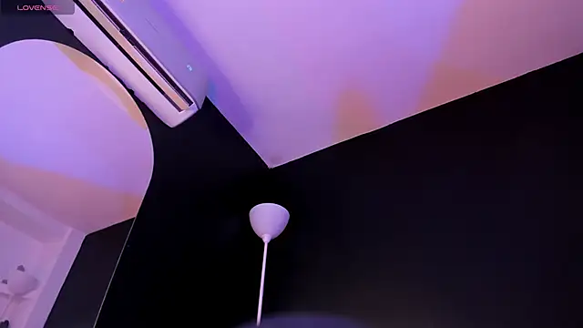 ALICEPOIXXXON online show from 02.11.25