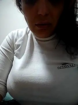 Snapshot of nazii010 chatting on 10.18.25 nazii010 online show from 10.18.25